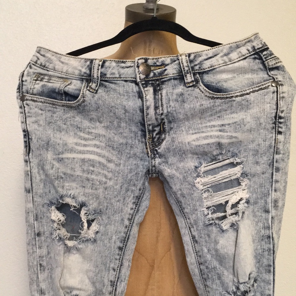 Stretchy Jean wash distressed skinny jeans